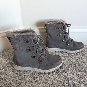 Sorel Explorer Joan Grey Waterproof Boot sz 5